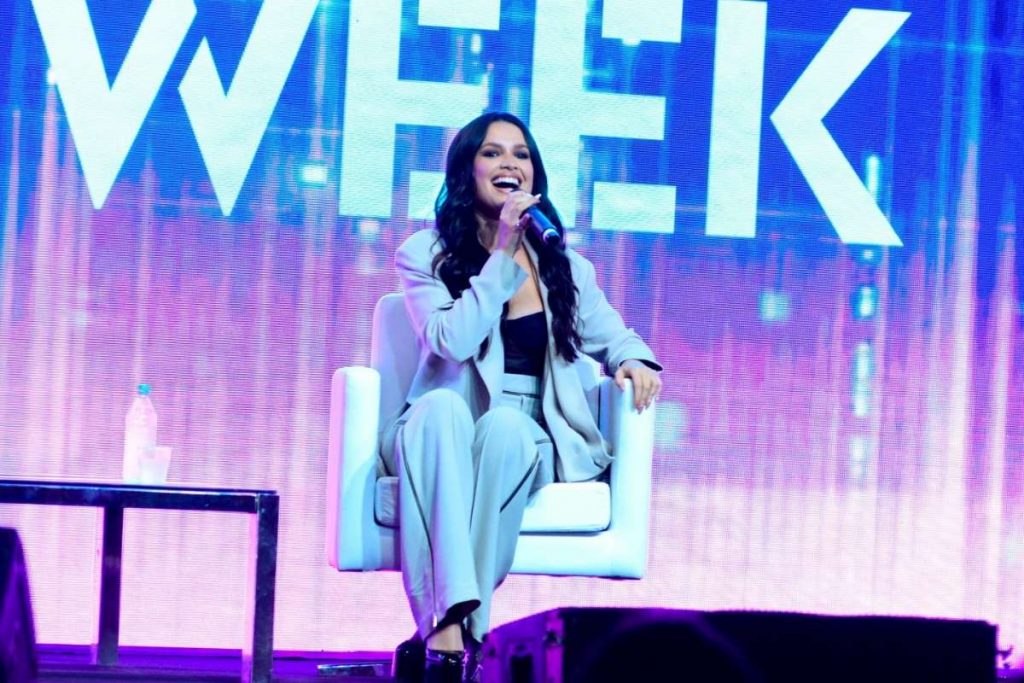 Juliette participa de evento de negócios no Rio