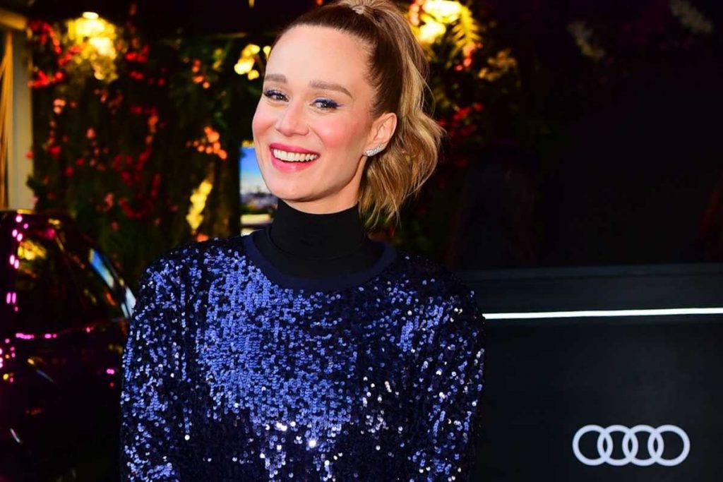 Mariana Ximenes curtindo o primeiro dia do primavera sound são paulo