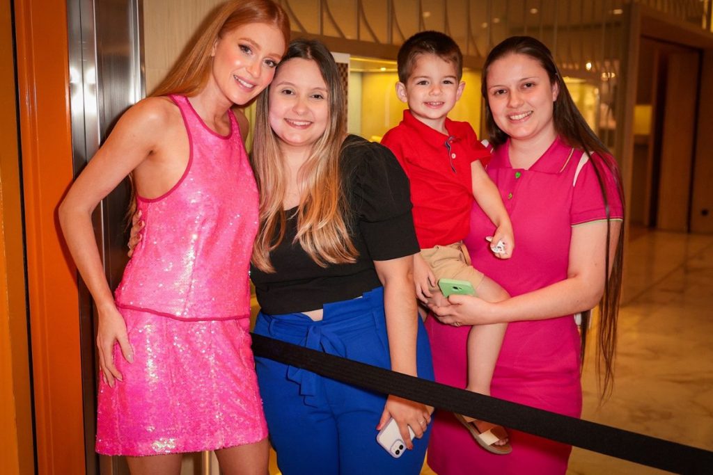 Marina Ruy Barbosa Ginger