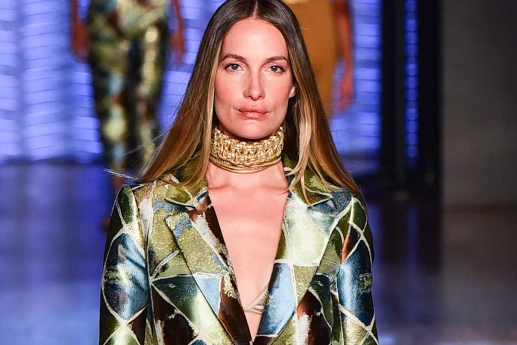 Schynaider Moura desfilando na SPFW