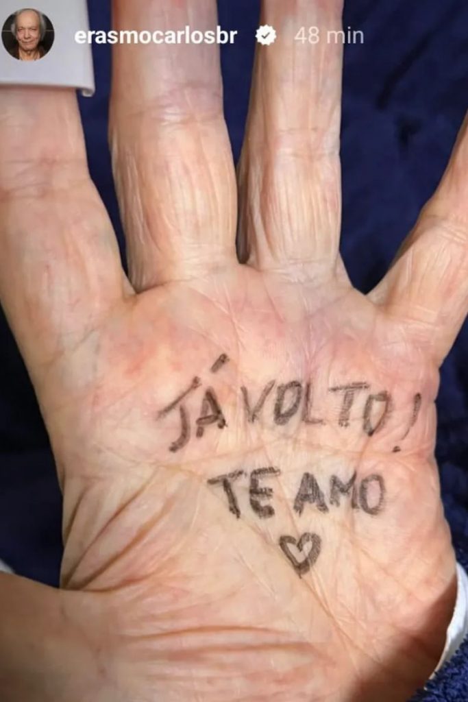 Post de Erasmo Carlos, mostrando o amor da esposa, Fernanda Passos