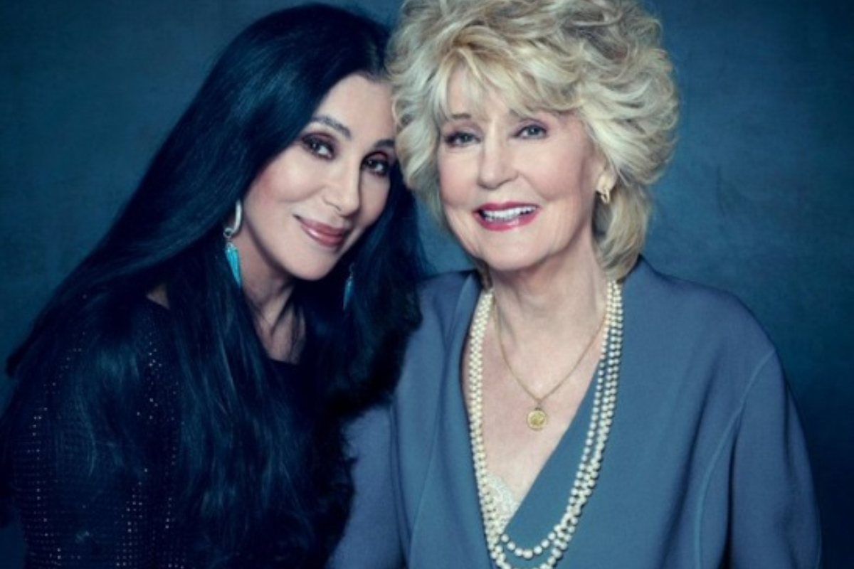 Mãe de Cher morre aos 96 anos