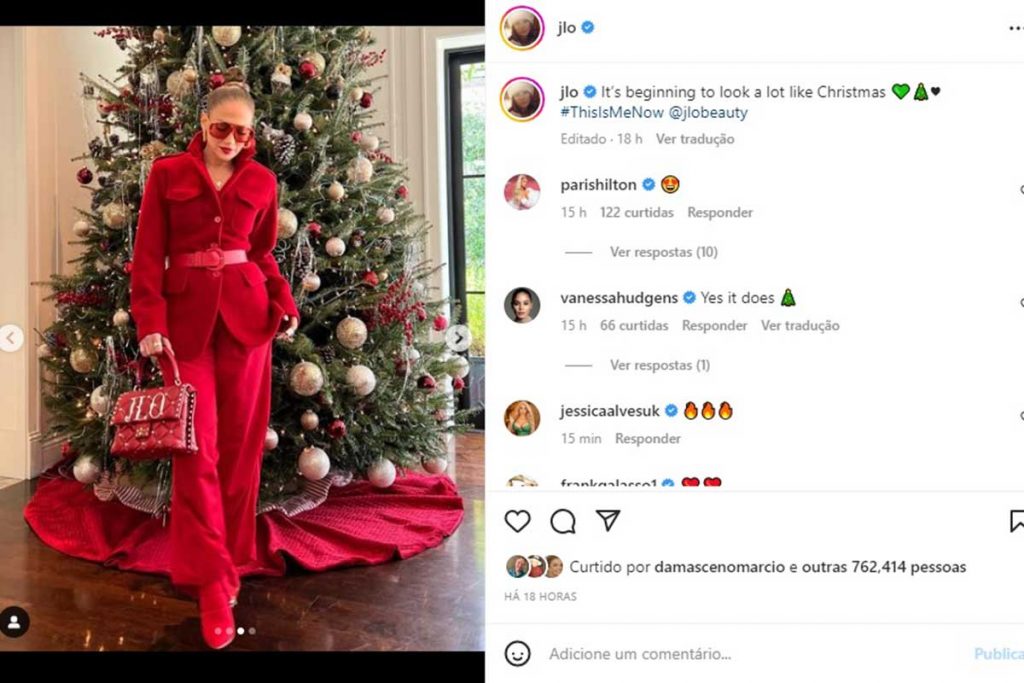 Jennifer Lopez mostra nova árvore de Natal