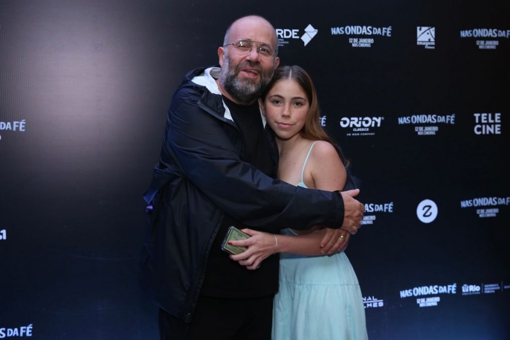 Otávio Müller e a filha Clara