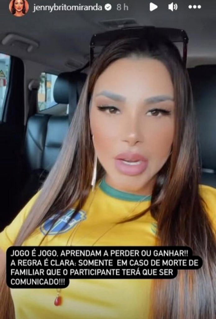 Jenny Miranda de camisa do Brasil