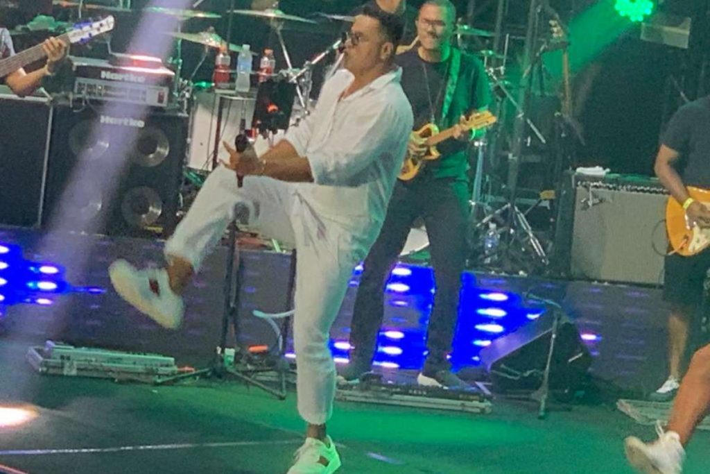 Show Xanddy Harmonia