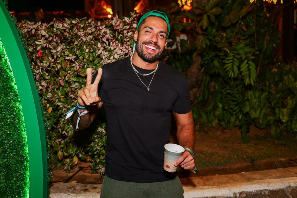 Bil Araújo marcou presença na festa Playa