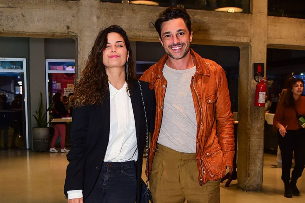 Emanuelle Araújo e Fernando Diniz