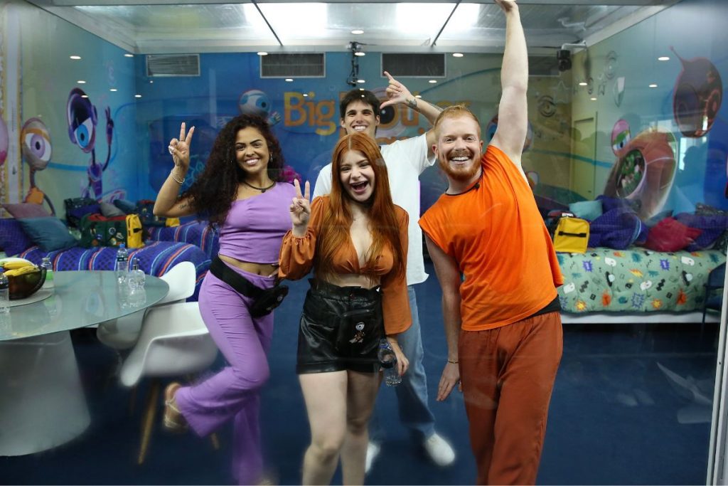 Gabriel, Giovanna, Manoel e Paula são os participantes da Casa de Vidro