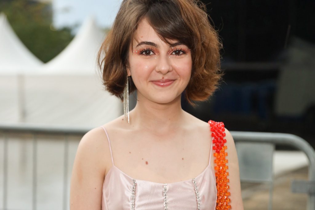 Klara Castanho também curtiu o show