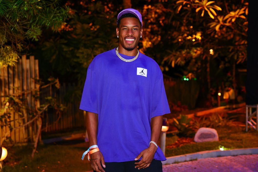 Paulo André esbanjou sorrisos na festa