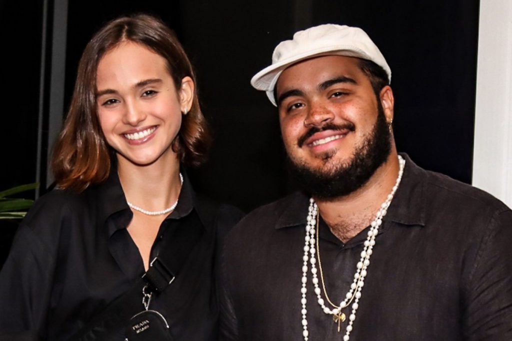 francisco gil e namorada