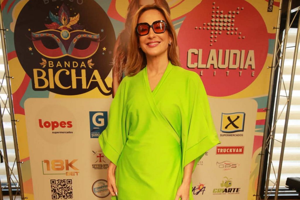 Claudia Leitte bastidor do Bloco Bicha