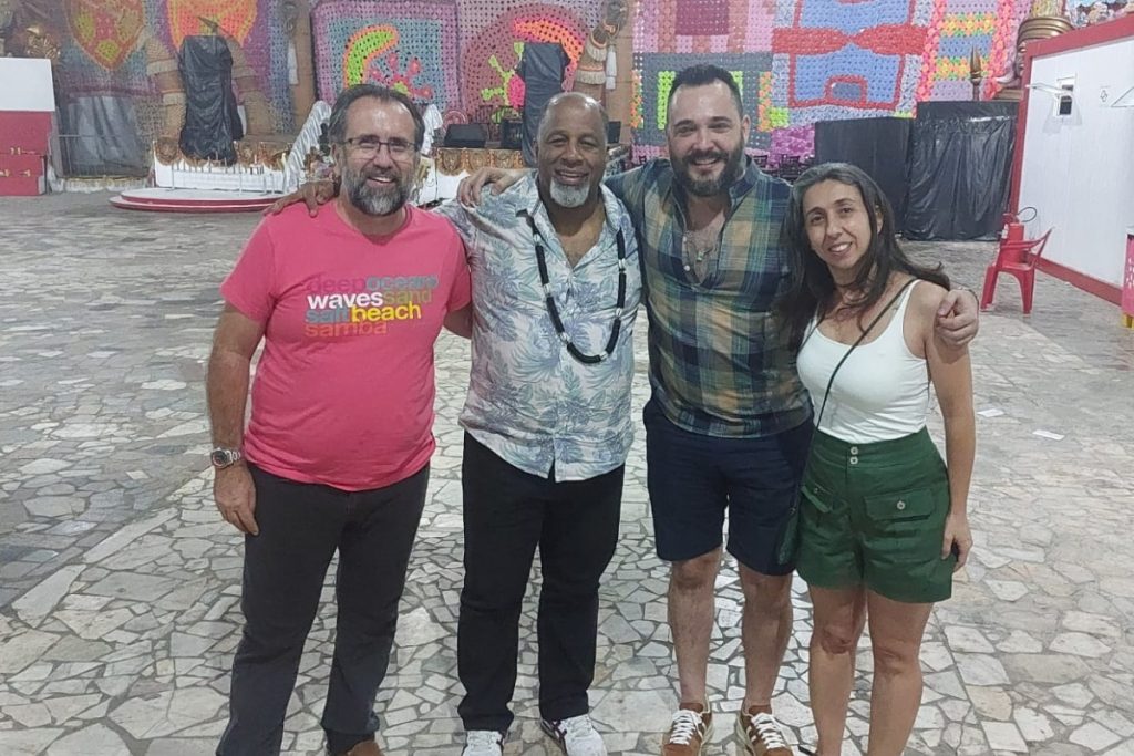 Gilberto Castilho - idealizador do Bloco, o ator Ailton Graça, o ator Rodrigo Reis (Amoribunda) e Luciana Castilho