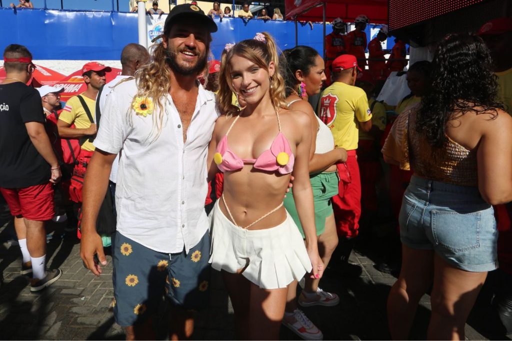 famosos carnaval ivete