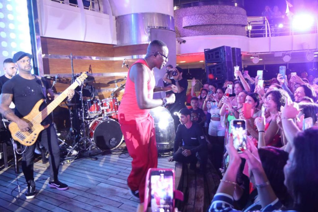 Mumuzinho no Cruzeiro Emoções em Alto Mar