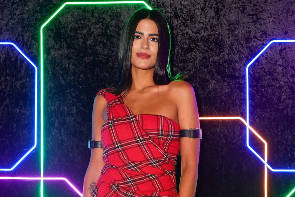 Antônia Morais marcou presença na festa de lançamento da coleção de joias