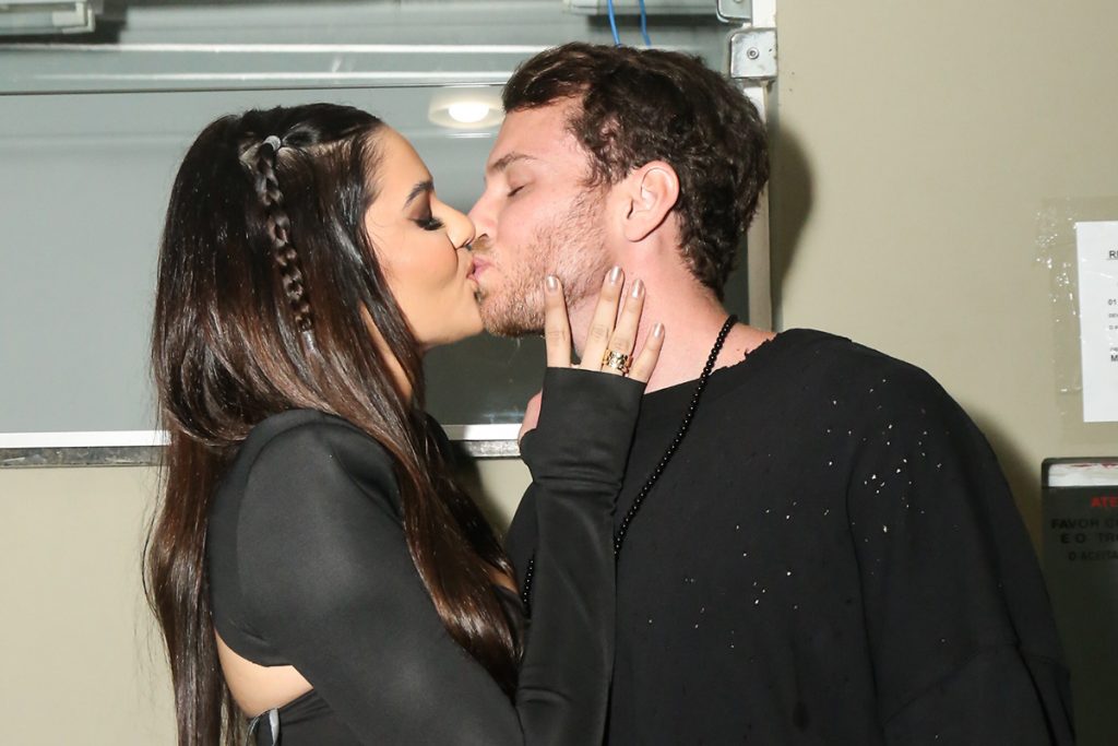 Eslovênia e Lucas Bissoli trocaram muitos beijos