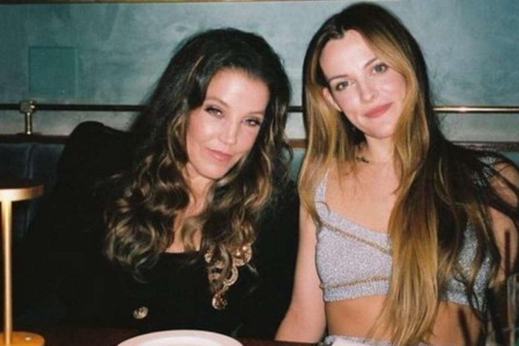 Riley Keough se abre pela 1ª vez sobre briga judicial com a avó Priscilla  Presley