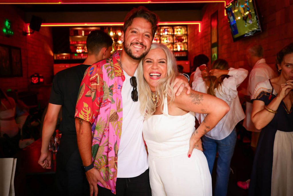 André Vasco posou com Astrid Fontenelle