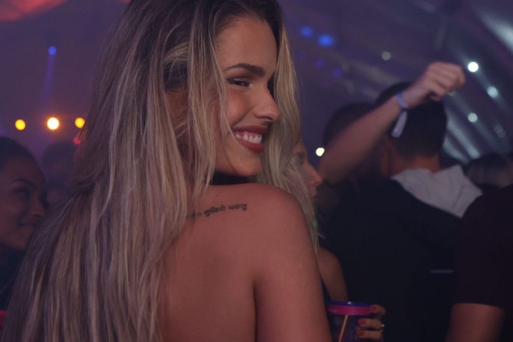 yasmin brunet na festa seu vidal