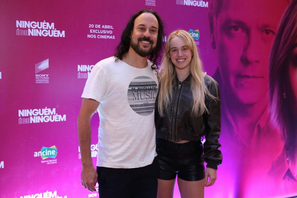 Gabriel, o Pensador e Gabriela Vicente