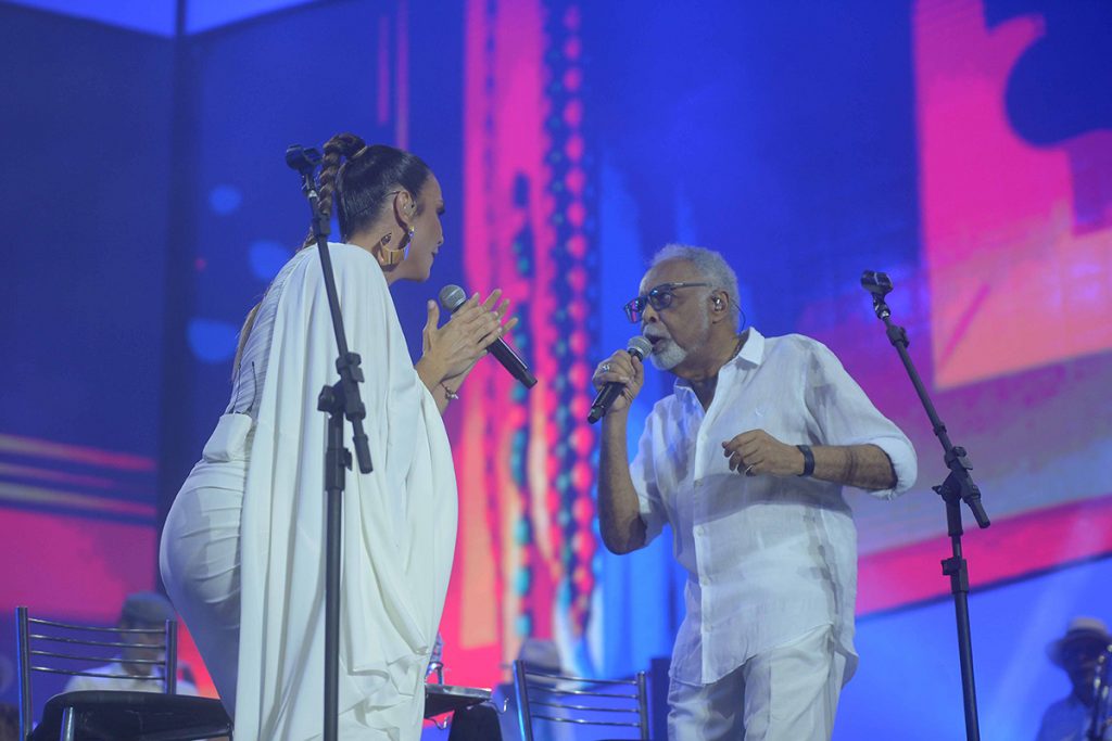 Ivete Sangalo cantou ao lado de Gilberto Gil