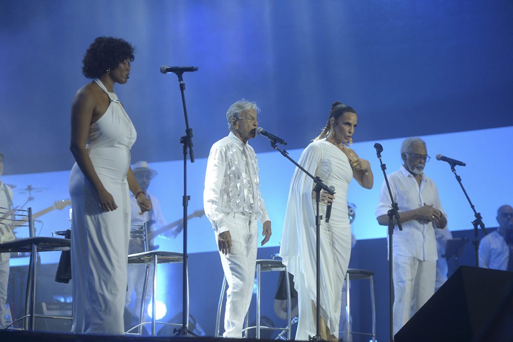 Luedji Luna, Caetano Veloso, Ivete Sangalo e Gilberto Gil encerraram as comemorações do aniversário de Salvador