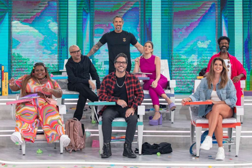 Marcos Mion, Dani Calabresa, Jojo Todynho, Lucio Mauro Filho, Luis Miranda, Mariana Santos e Welder Rodrigues no quadro ABC do Mion no Caldeirão