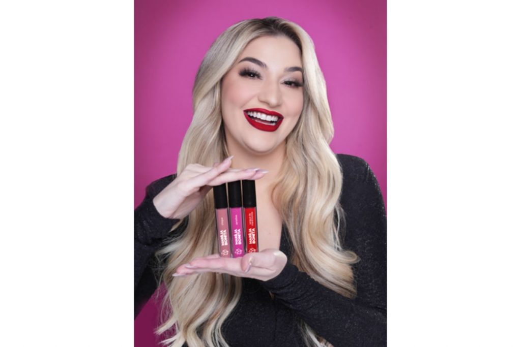 linha de maquiagem de marília, do bbb23