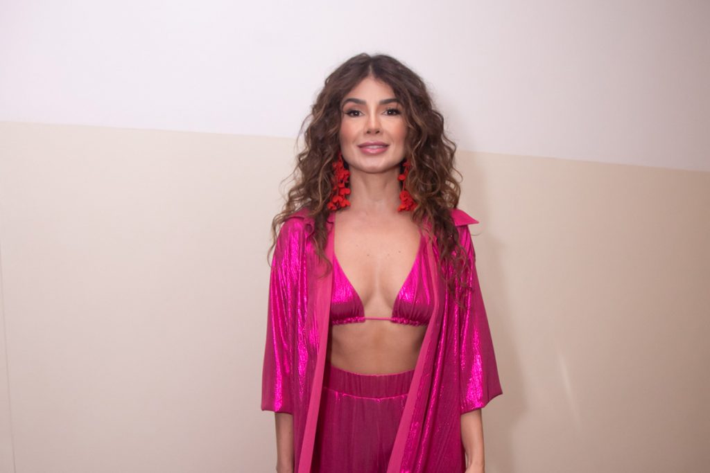 A cantora fez questão de posar para fotos