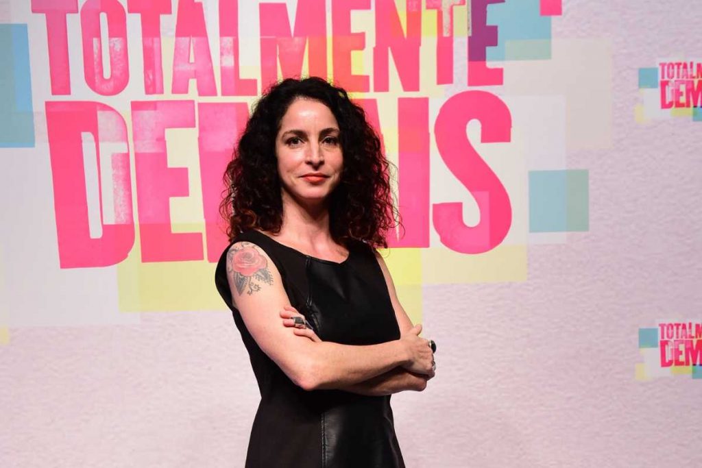 Rosane Svartman na festa de lançamento de Totalmente Demais