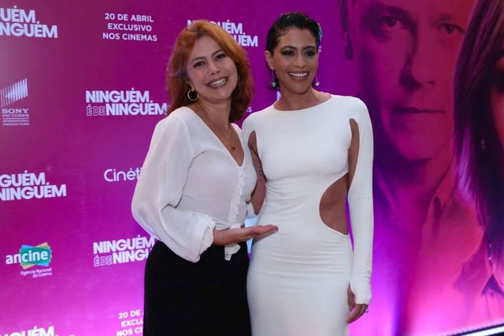 Simone Soares e Carol Castro