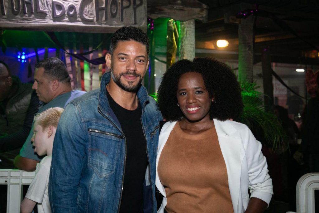 Tati Tiburcio e Paulo Lessa