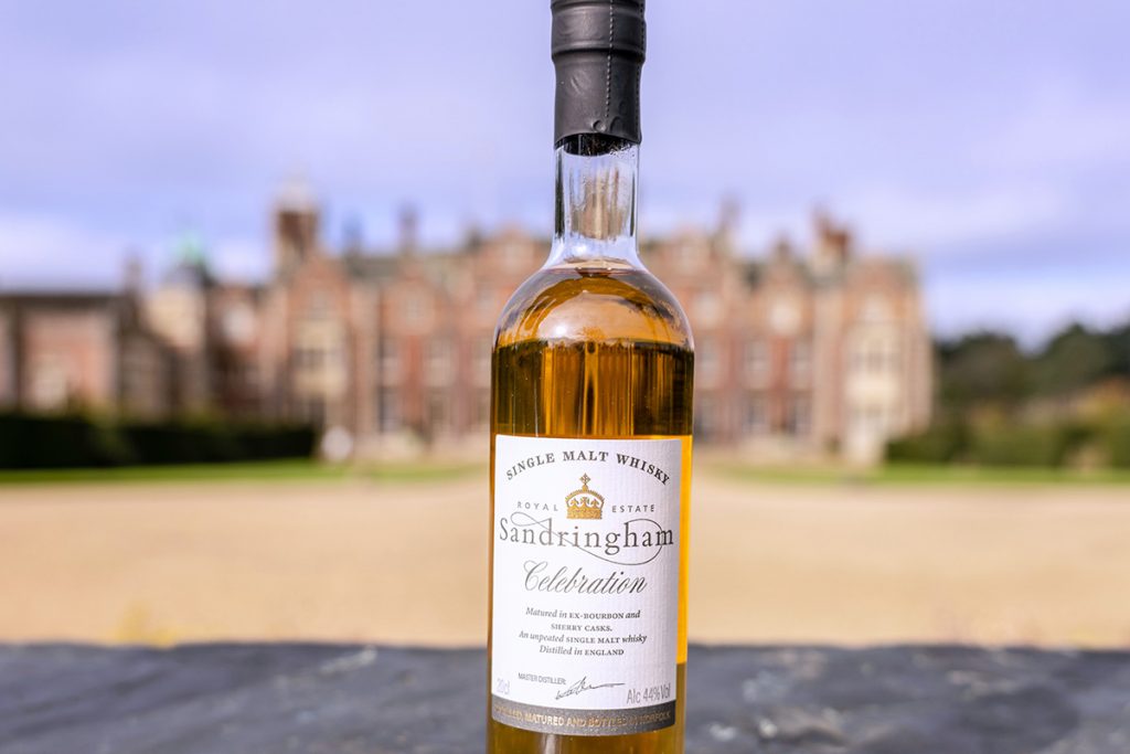 Rei Charles III lançou um whisky para o dia de sua coroação