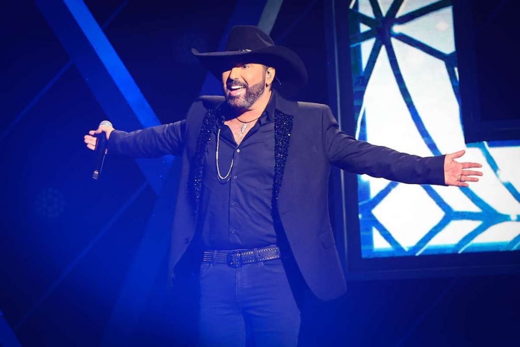 Edson e Hudson gravam projeto audiovisual em SP