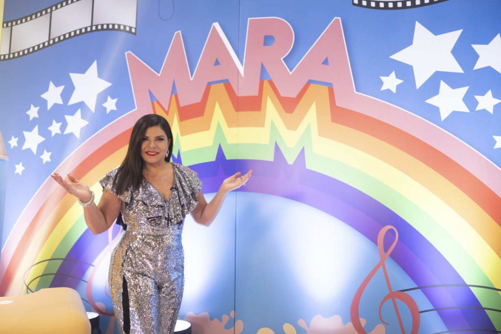 Mara Maravilha é destaque do programa da Record TV