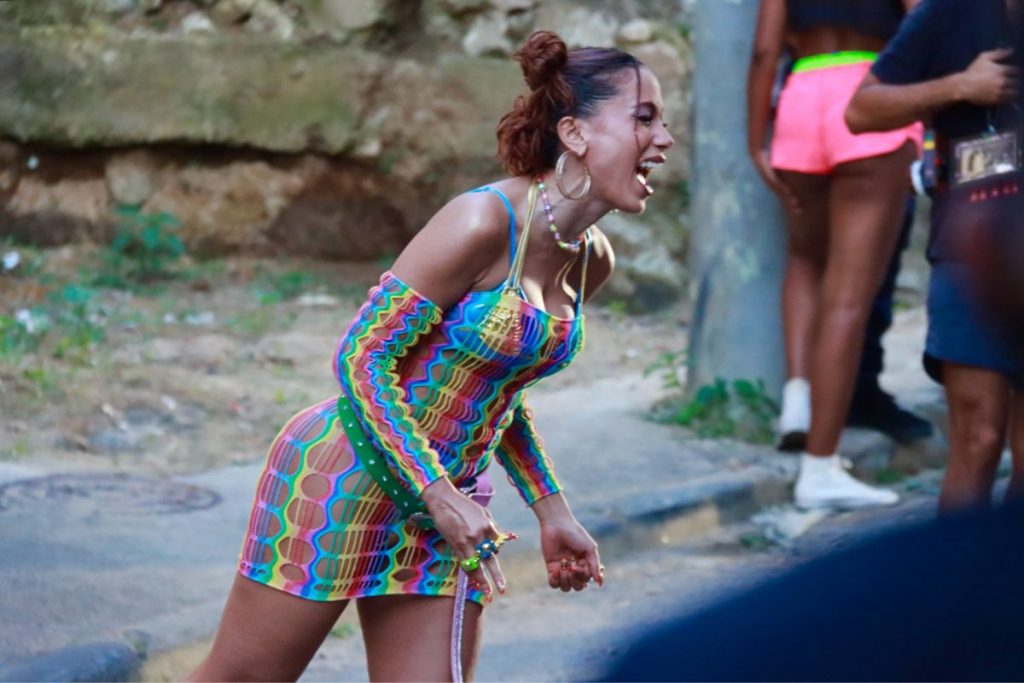 Anitta grava videoclipe