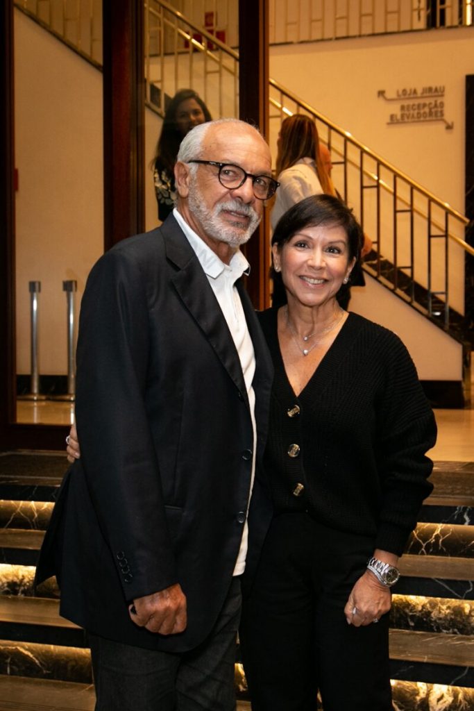 Júnior e a esposa, Heloísa Gama