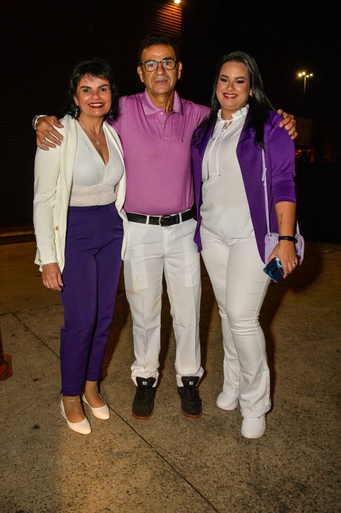 Os pais de Fred e uma parente