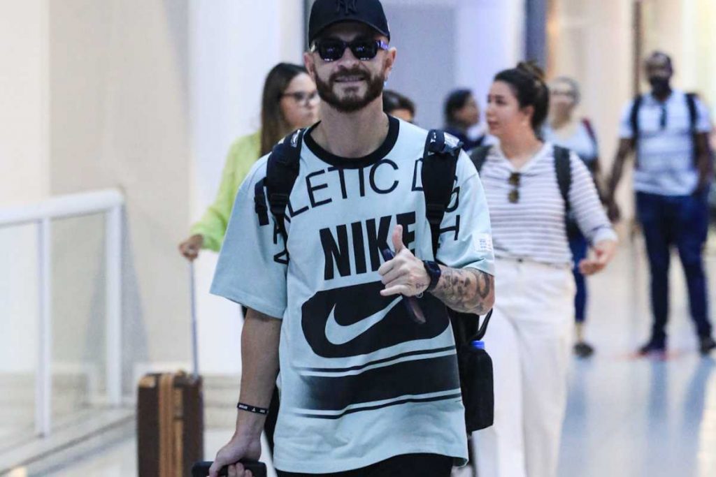 Fred embarcando no aeroporto Santos Dumont