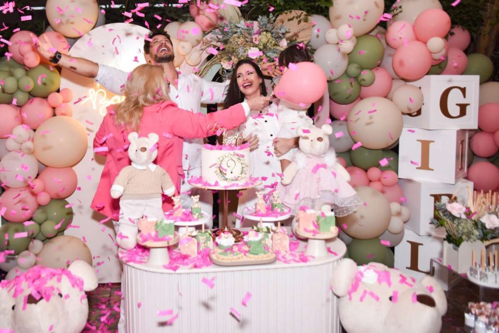 Kamilla Salgado e Eliéser chá-revelação