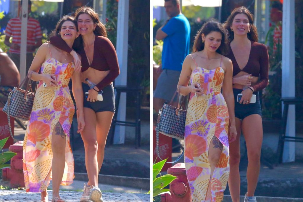 Mariana Goldfarb com a amiga