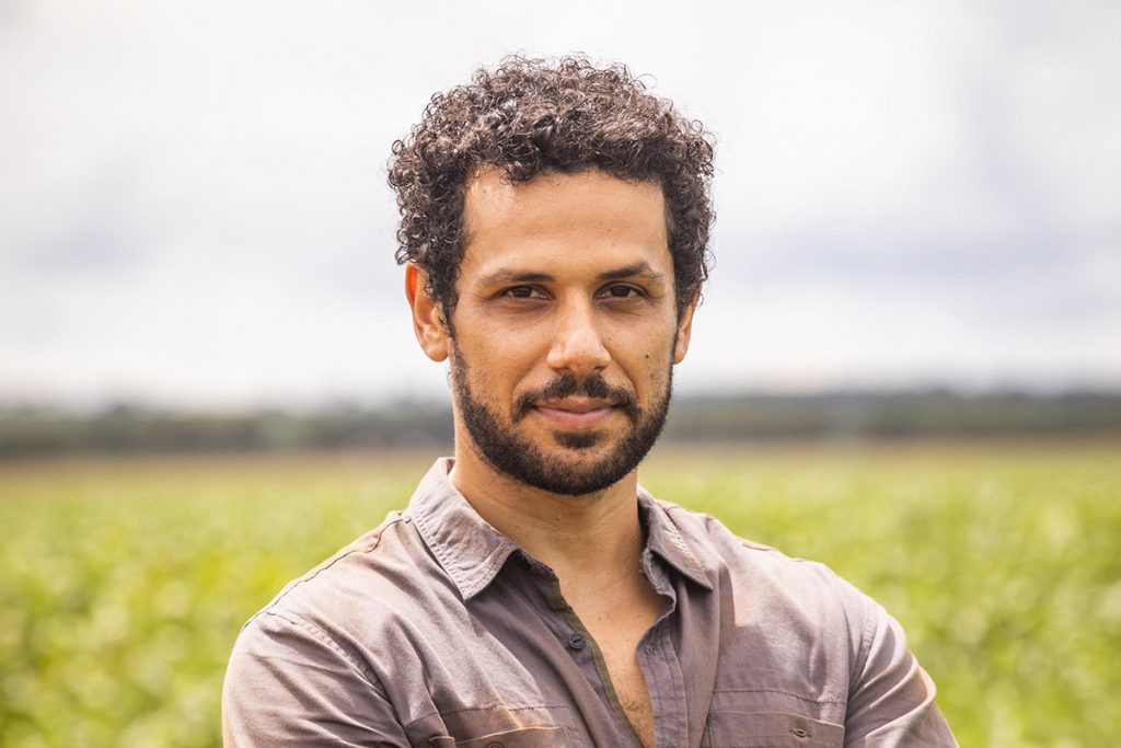 Ramiro (Amaury Lorenzo) em Terra e Paixão
