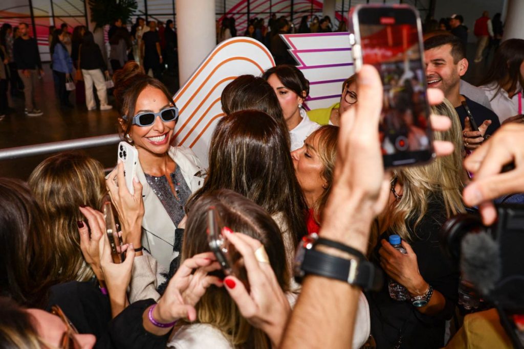 Sabrina Sato enfrenta tumulto