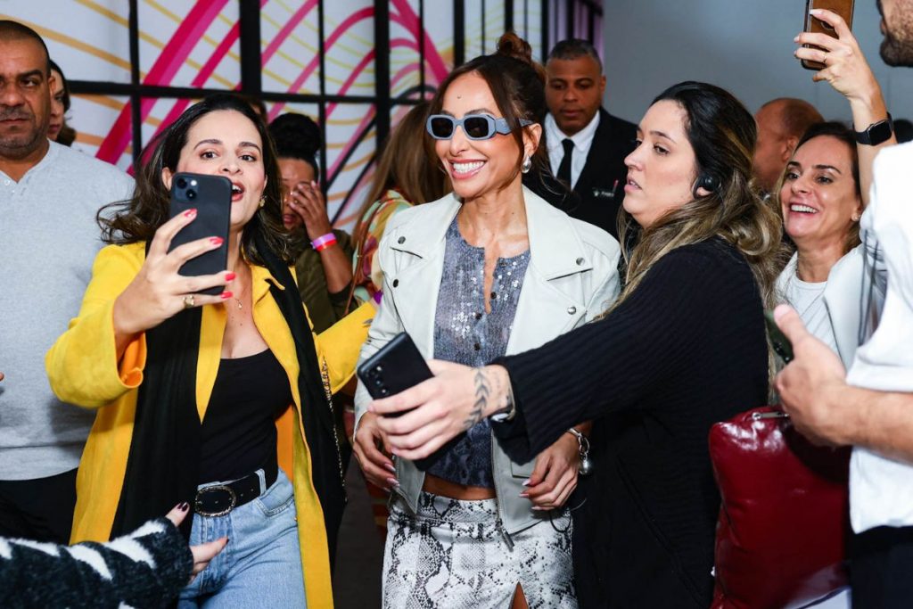 Sabrina Sato enfrenta tumulto