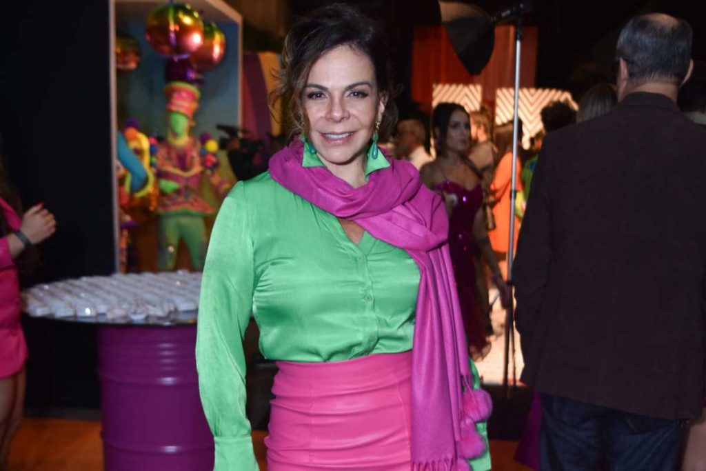 Sula Miranda na festa de aniversário de Junior Donatto