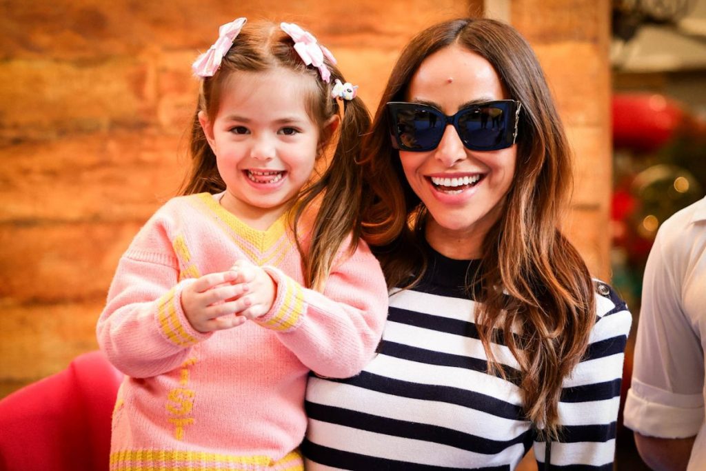 Sabrina Sato e filha Zoe