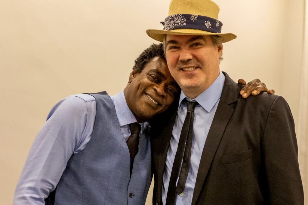 Seu Jorge com Daniel Jobim