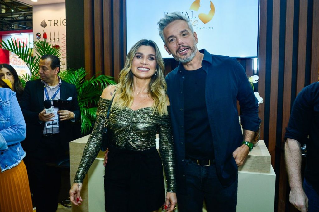 Flávia Alessandra e Otaviano Costa